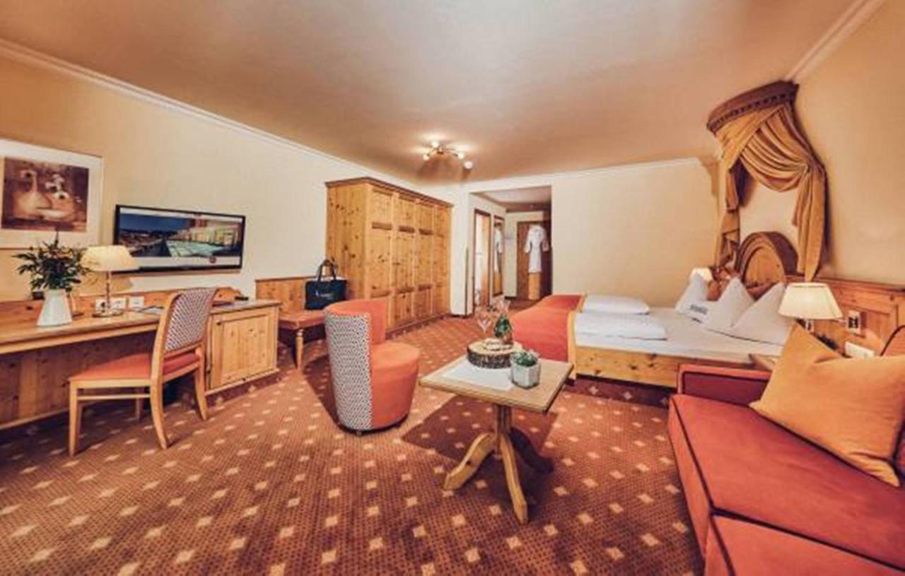 Superior Sport Und Familienresort Alpenblick Zell am See Exterior foto