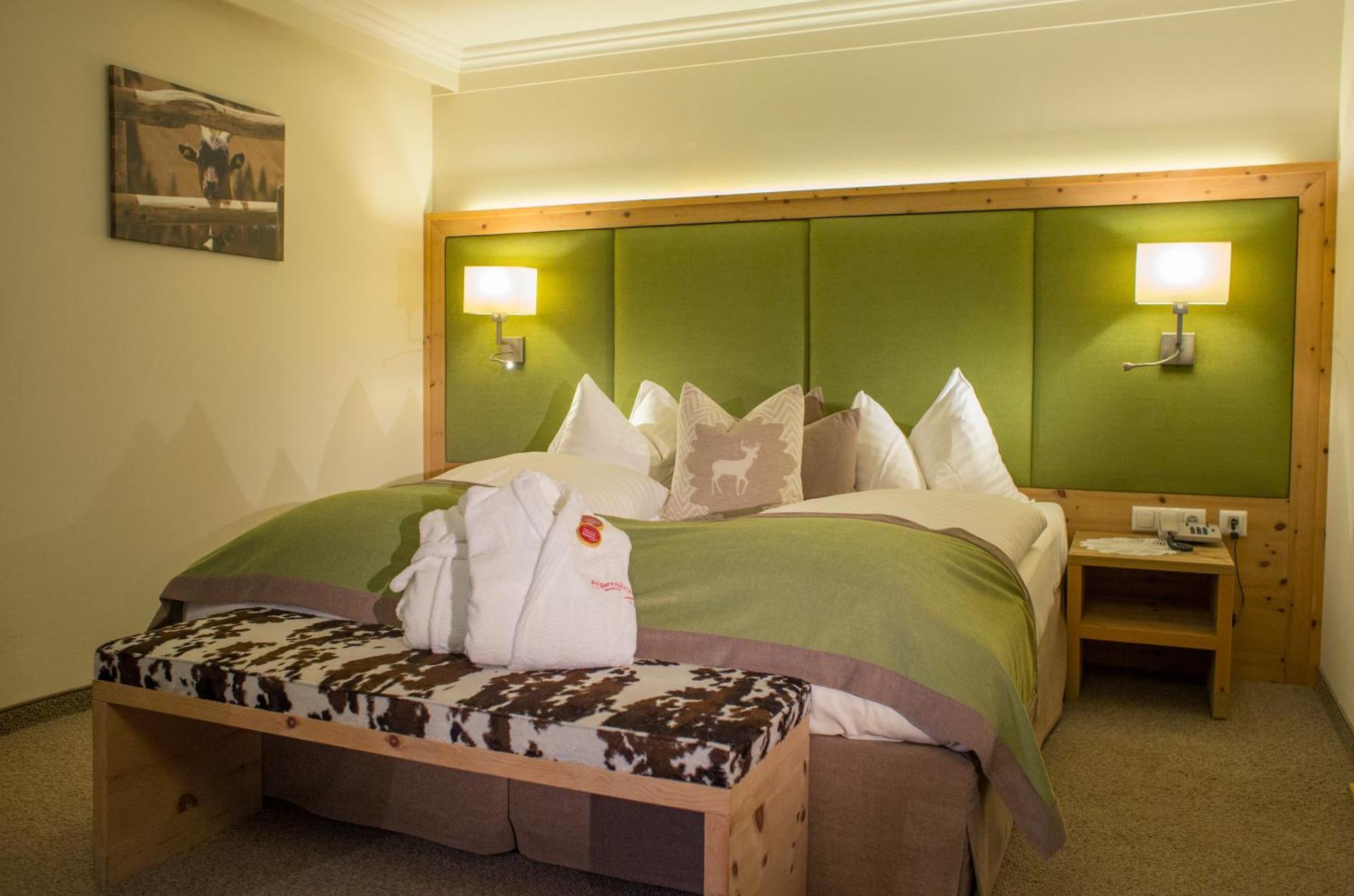Superior Sport Und Familienresort Alpenblick Zell am See Exterior foto